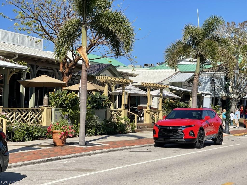 PALM COURT - Residential Lease