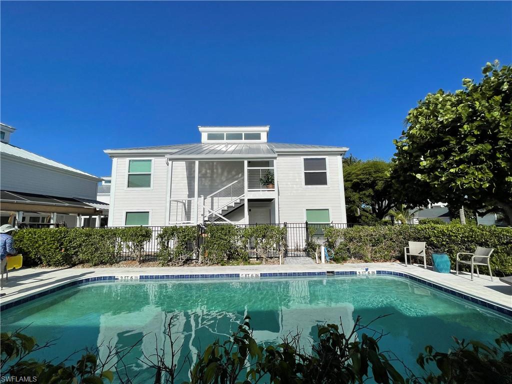 PALM COURT - Residential Lease