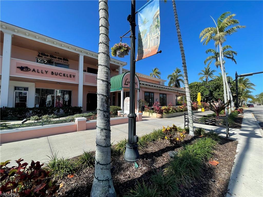 PALM COURT - Residential Lease