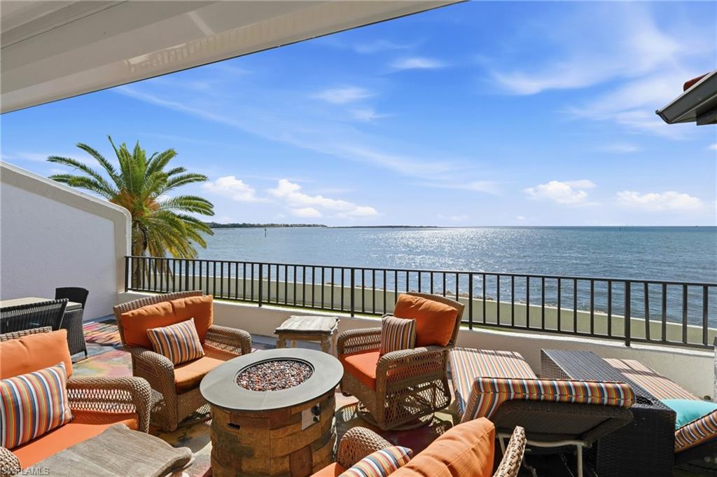 604 La Peninsula BLVD 604