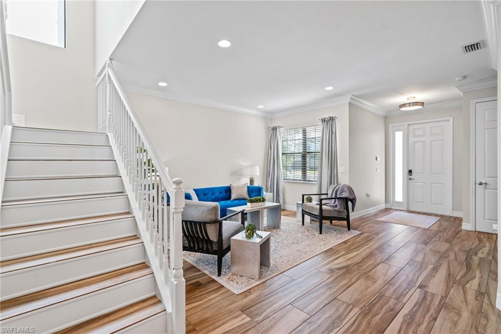 4205 Amelia WAY