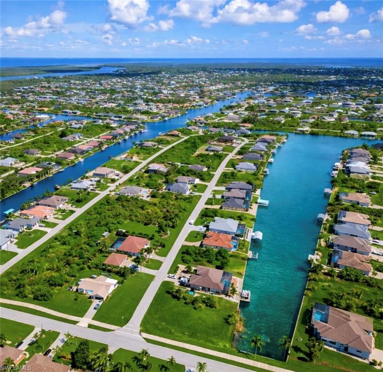 GULF COVE - Residential