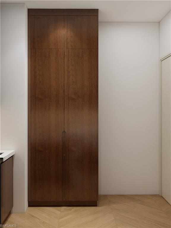 GULF COVE - Residential