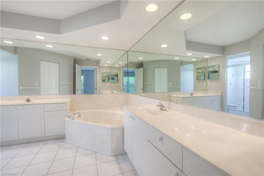 WORLD TENNIS CENTER - Residential