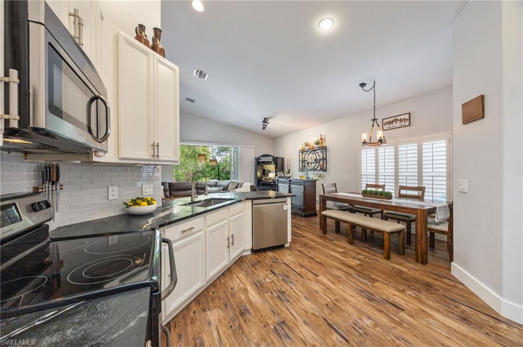 ADDISON RESERVE - Residential