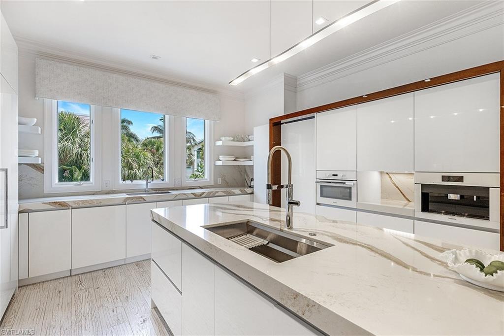 SANIBEL ESTATES - Residential