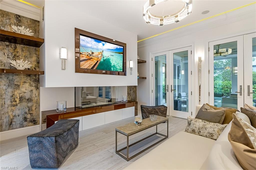 SANIBEL ESTATES - Residential