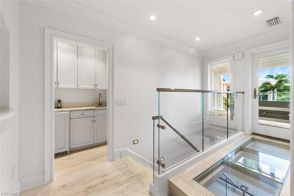 SANIBEL ESTATES - Residential