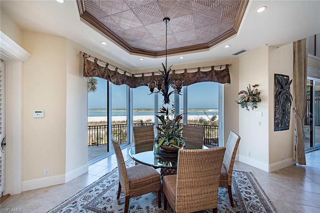 HIDEAWAY BEACH - Residential