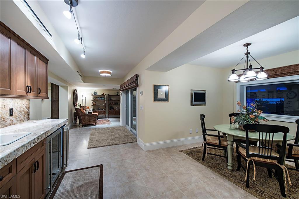 HIDEAWAY BEACH - Residential