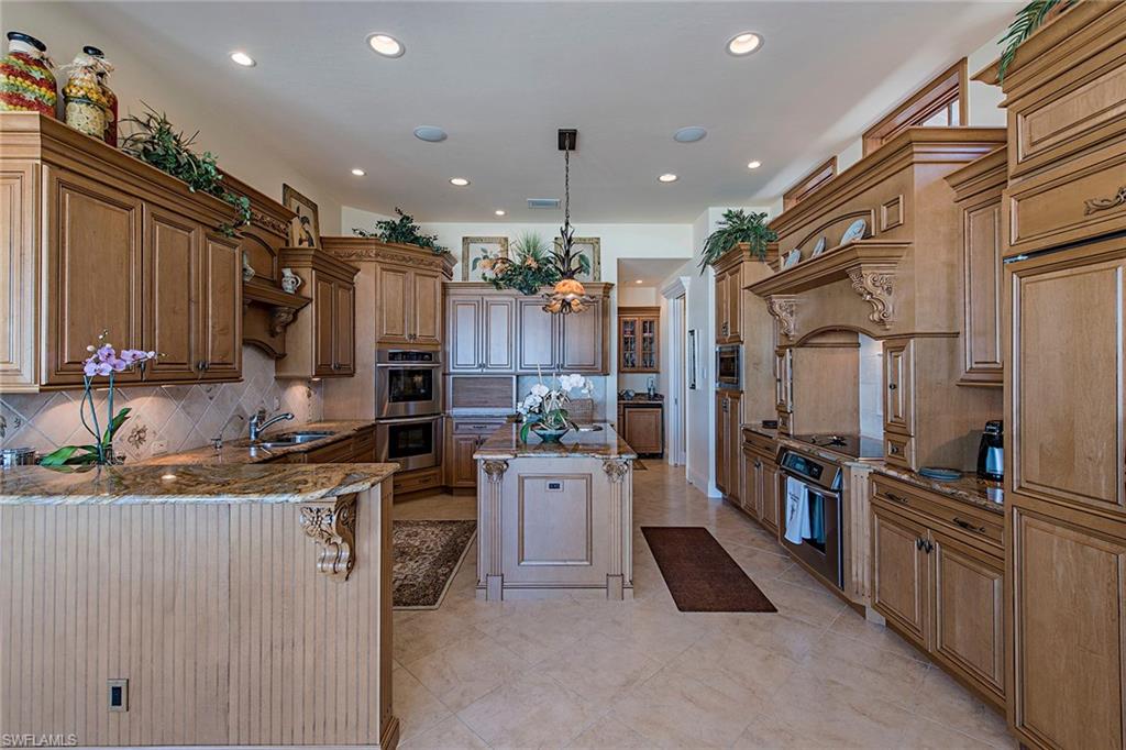 HIDEAWAY BEACH - Residential