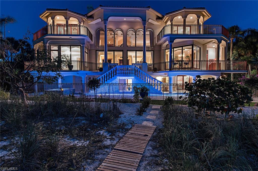 HIDEAWAY BEACH - Residential