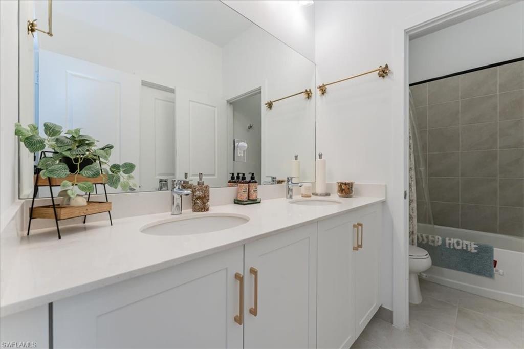 MAPLE RIDGE - Residential