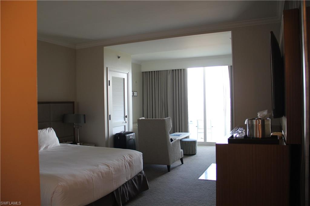 COLLINS - Residential