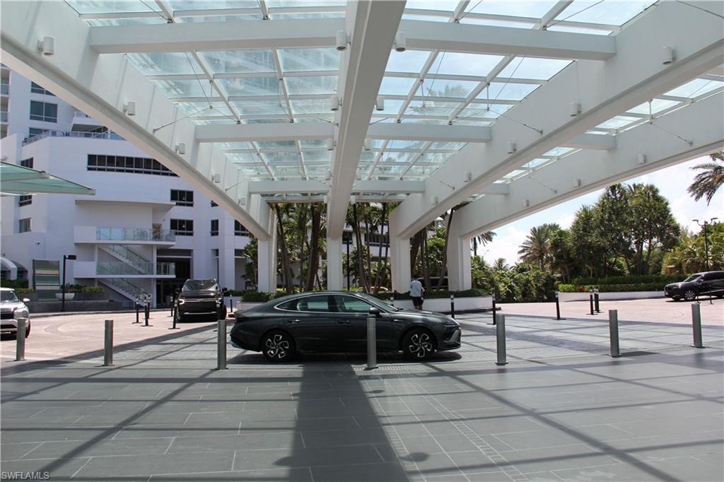 COLLINS - Residential