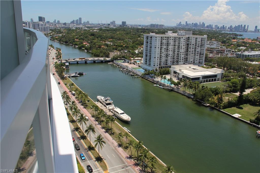 COLLINS - Residential