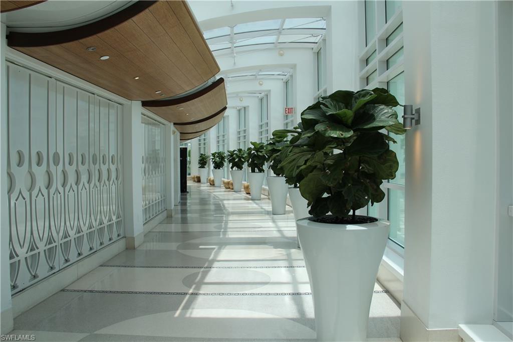 COLLINS - Residential