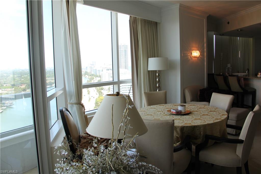 COLLINS - Residential