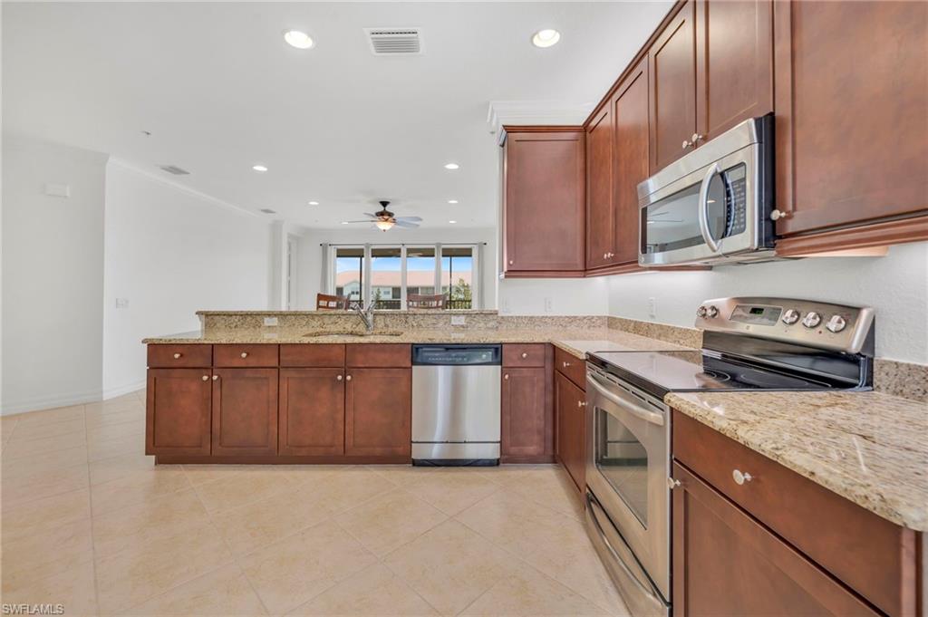 MARBELLA LAKES - Residential