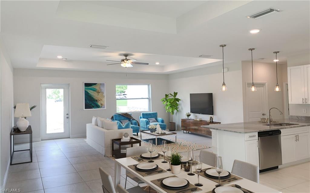CAPE CORAL - Residential