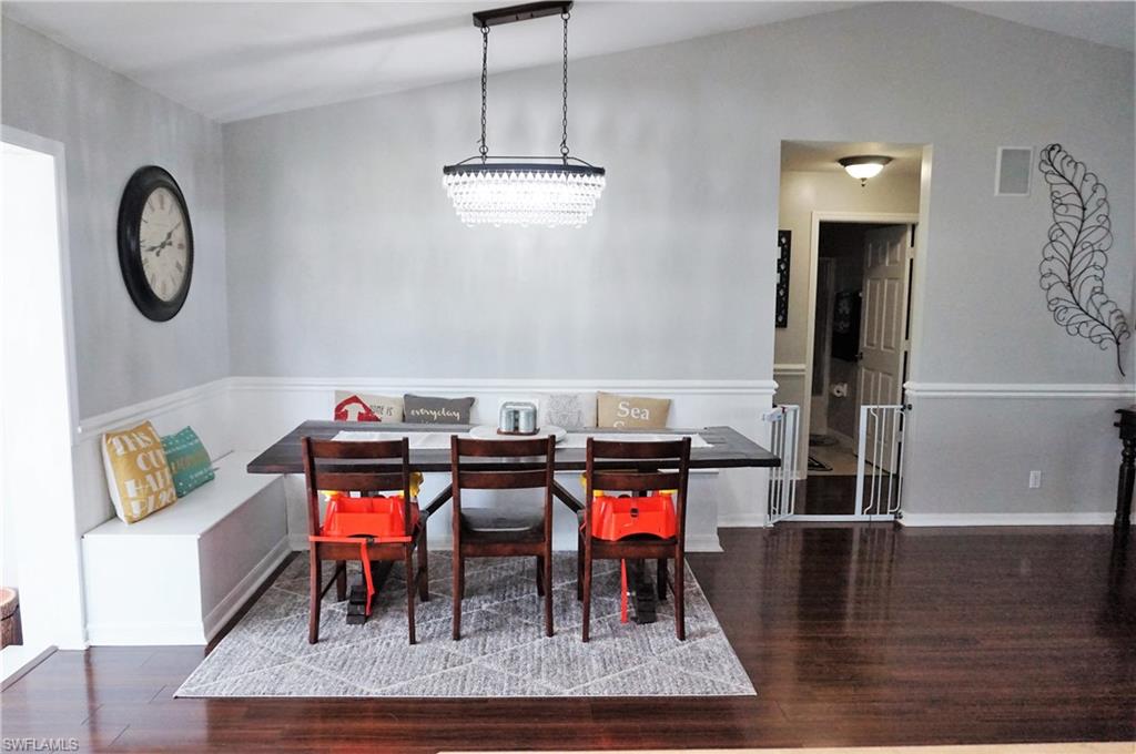 MIRROR LAKES - Residential