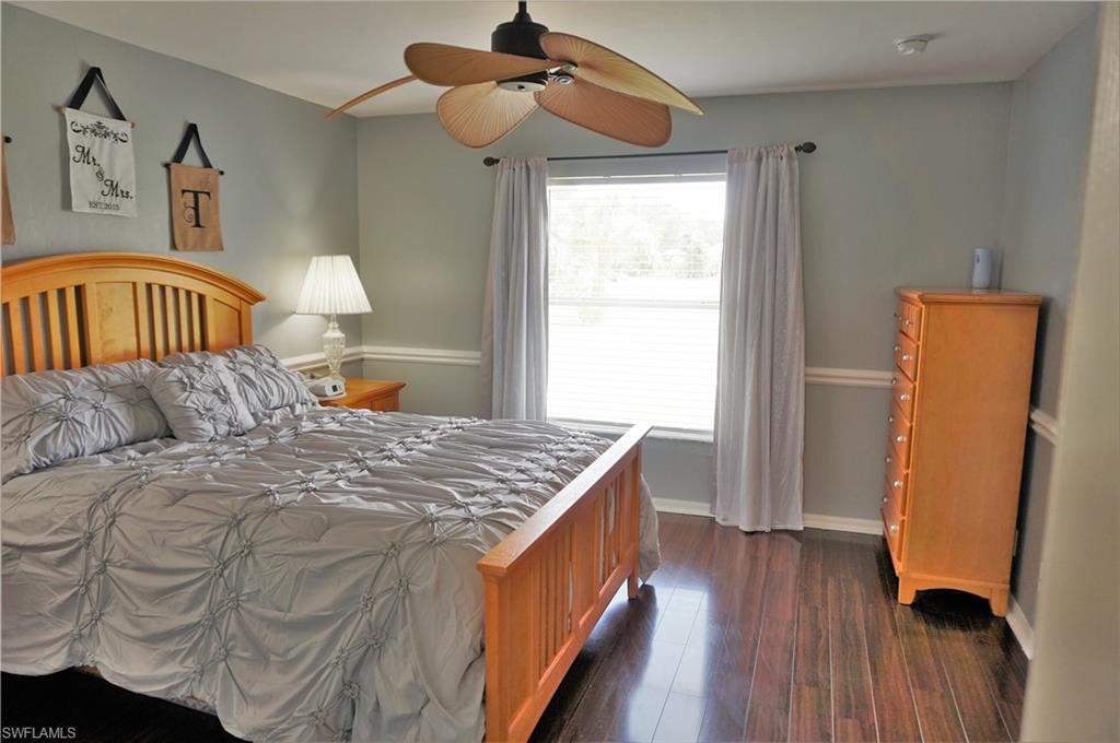 MIRROR LAKES - Residential