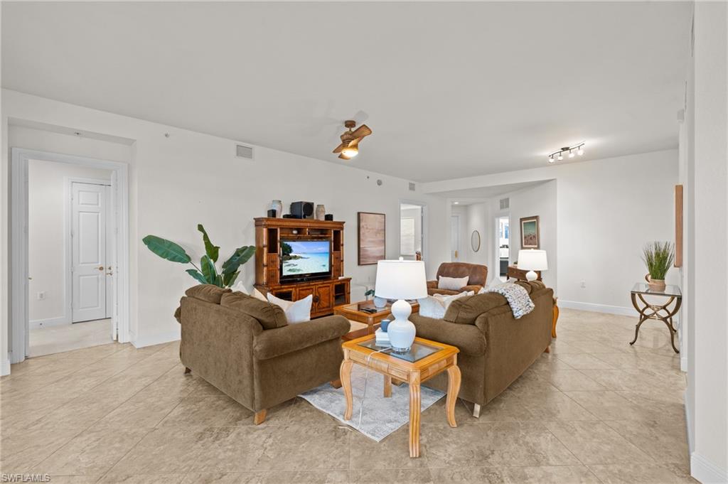 9083 Cascada WAY 101