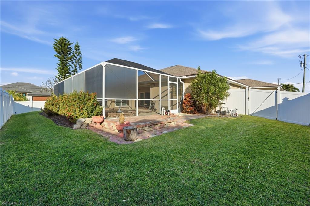 CAPE CORAL - Residential