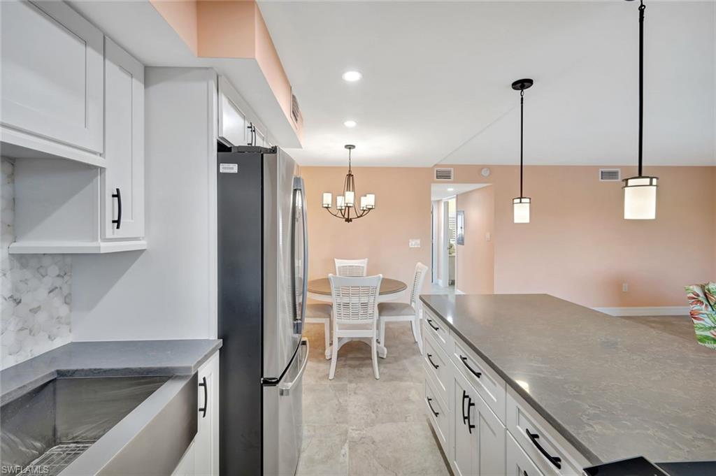 SPANISH CAY CONDO - Residential