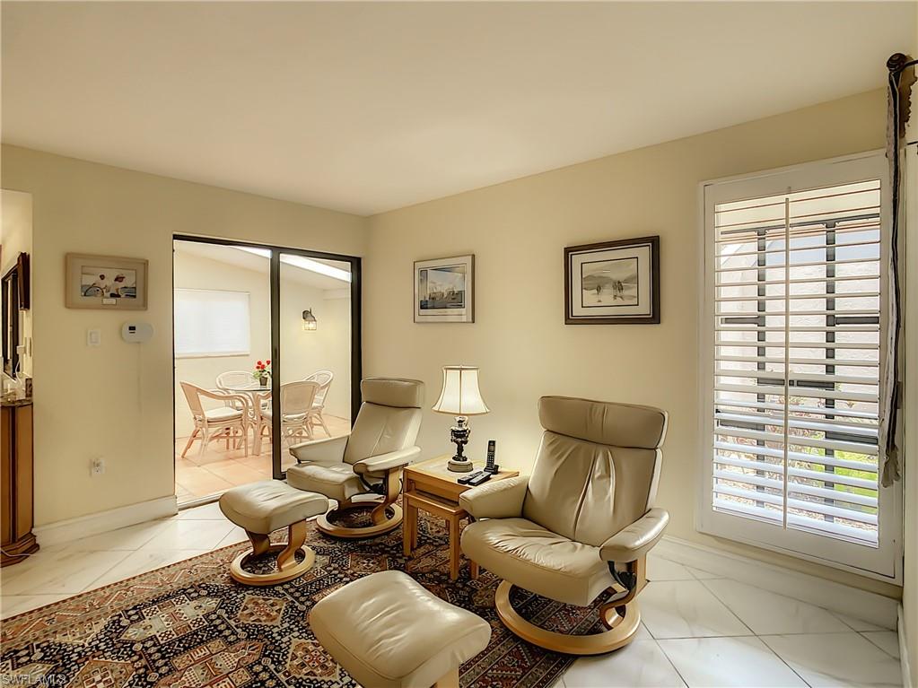 LONGBOAT VILLAGE - Residential