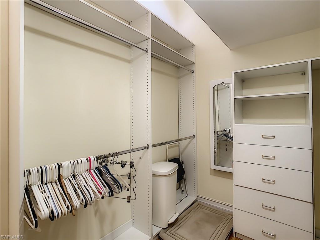 LONGBOAT VILLAGE - Residential