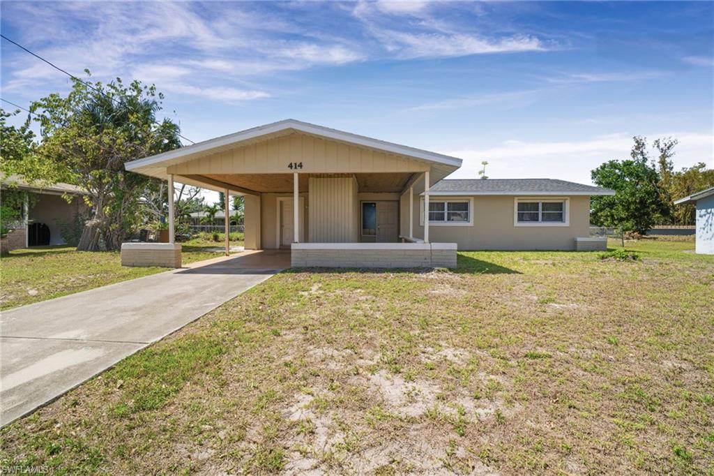 CAPE CORAL - Residential