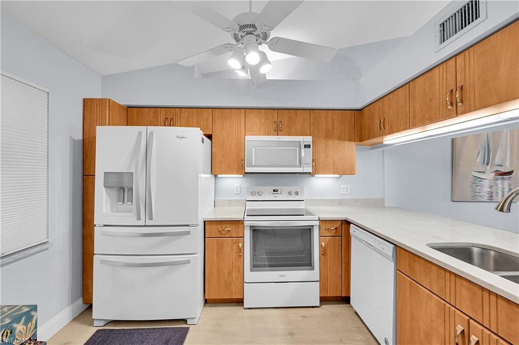 VILLAGES ON LAKE AUGUSTA - Residential