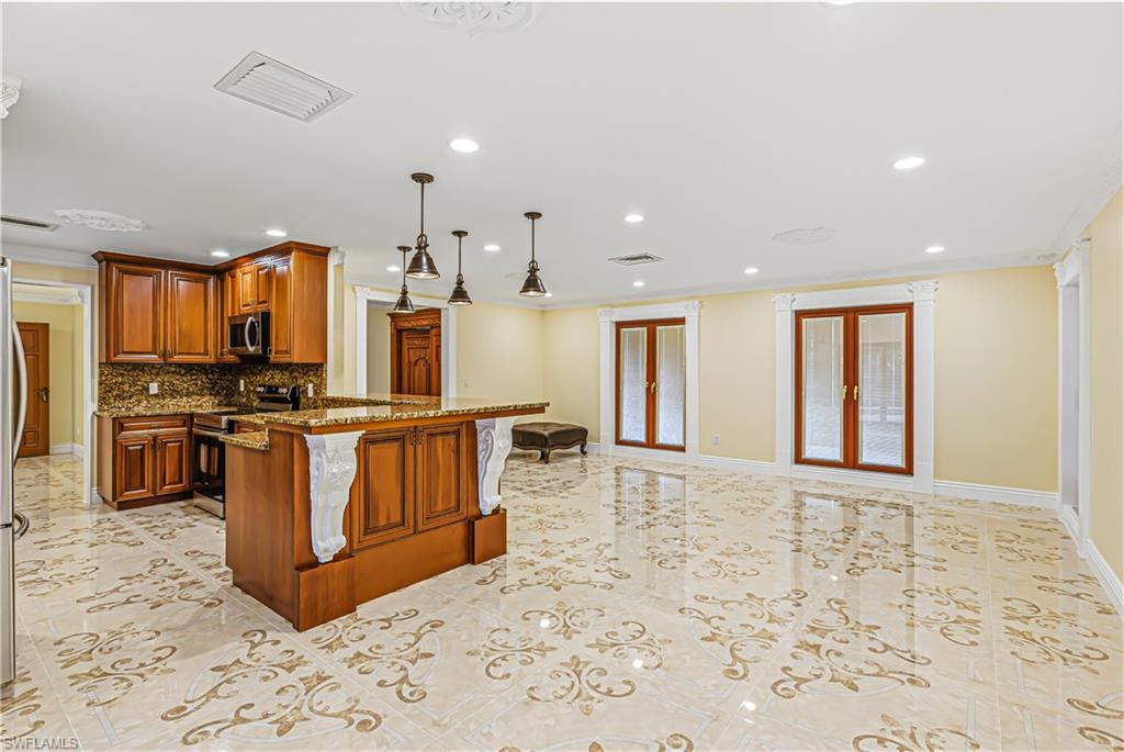 MARCO ISLAND - Residential