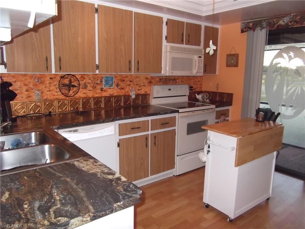 CORINTHIAN CONDO - Residential