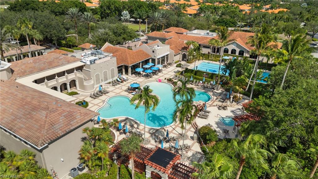 VILLA TUSCANY - Residential