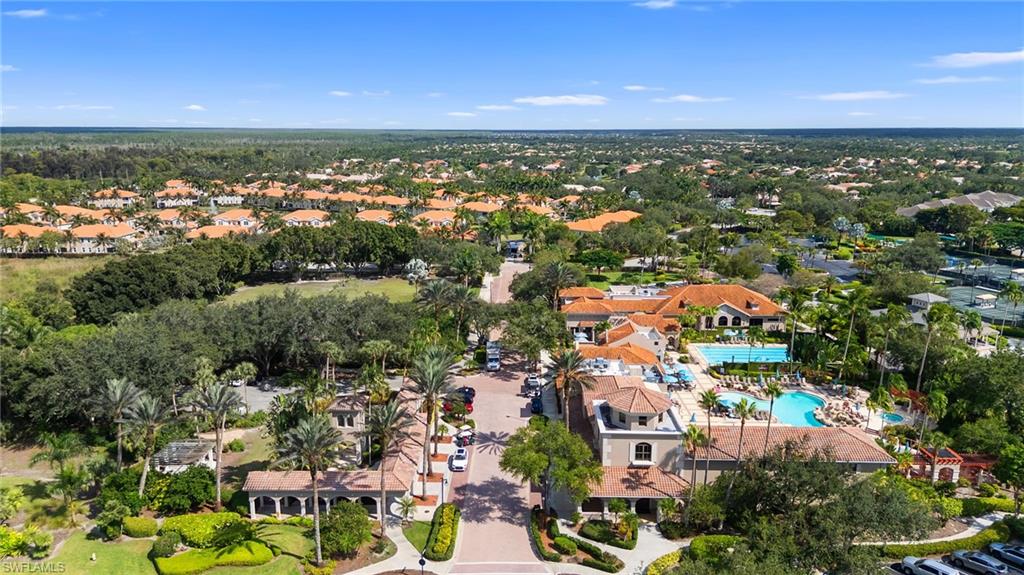 VILLA TUSCANY - Residential