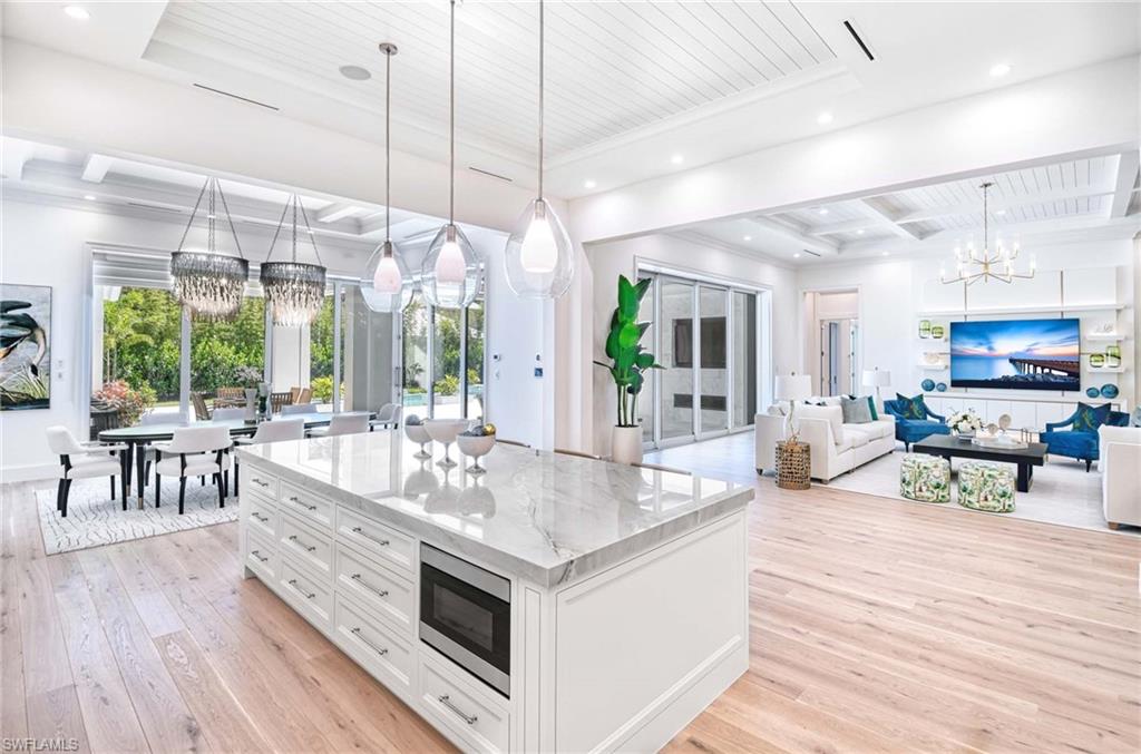 OLDE NAPLES - Residential