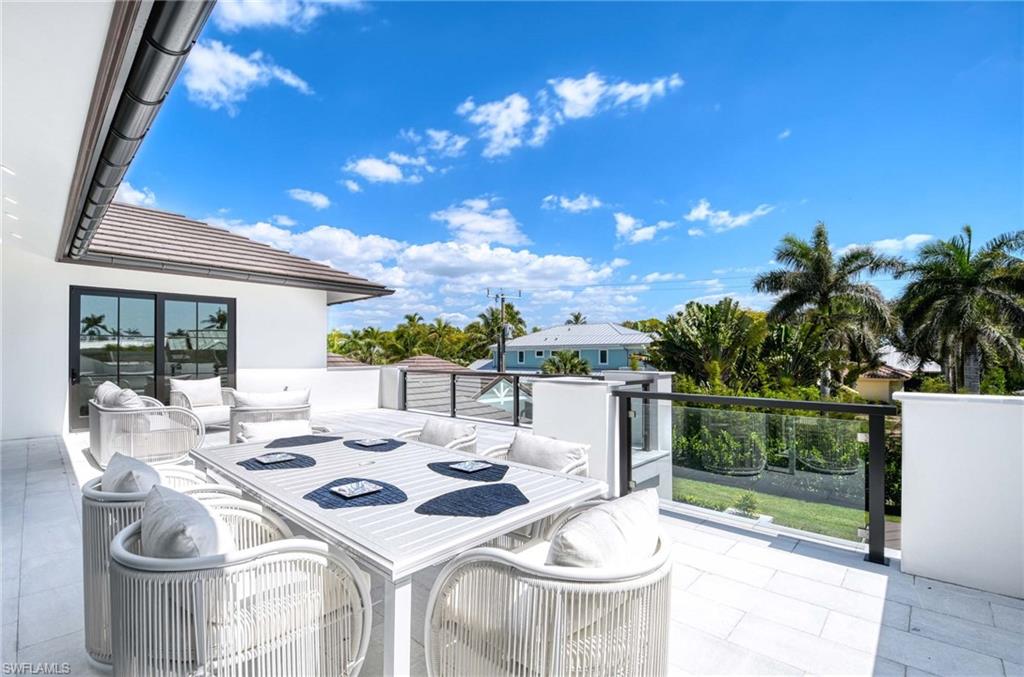 OLDE NAPLES - Residential