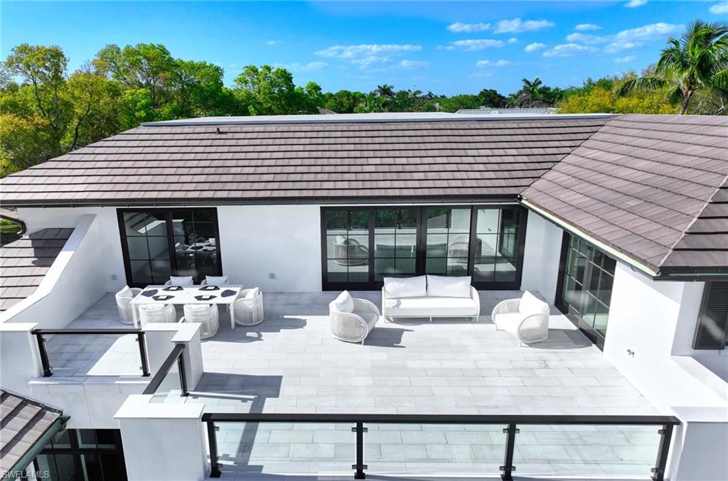 OLDE NAPLES - Residential