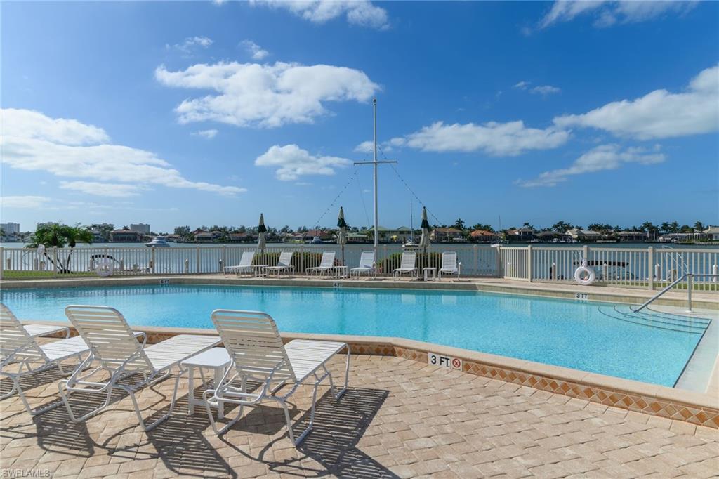 SMOKEHOUSE HARBOUR - Residential