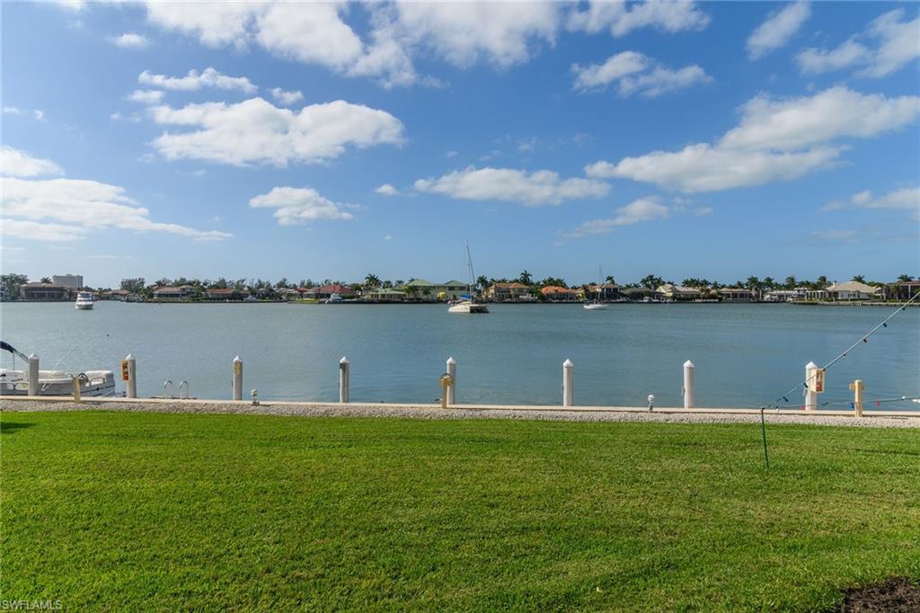 SMOKEHOUSE HARBOUR - Residential