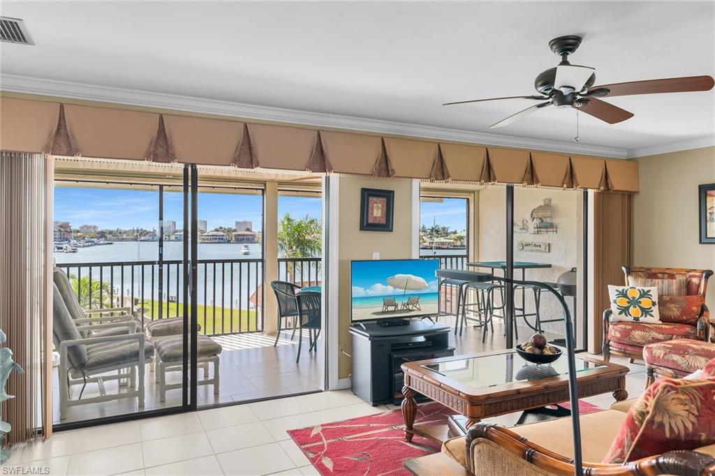 SMOKEHOUSE HARBOUR - Residential