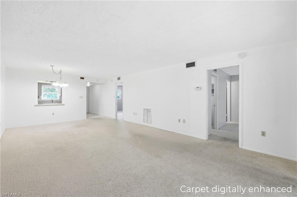 COUNTRY CLUB MANOR - Residential