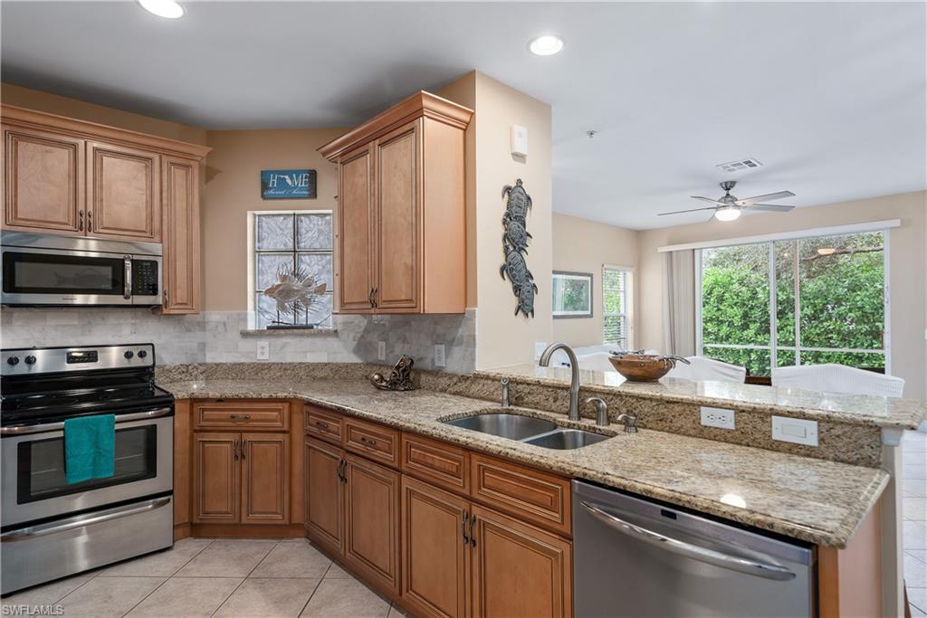 SWEETWATER BAY - Residential