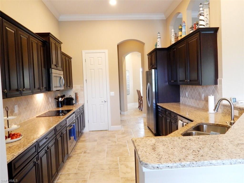 EMORY OAKS - Residential