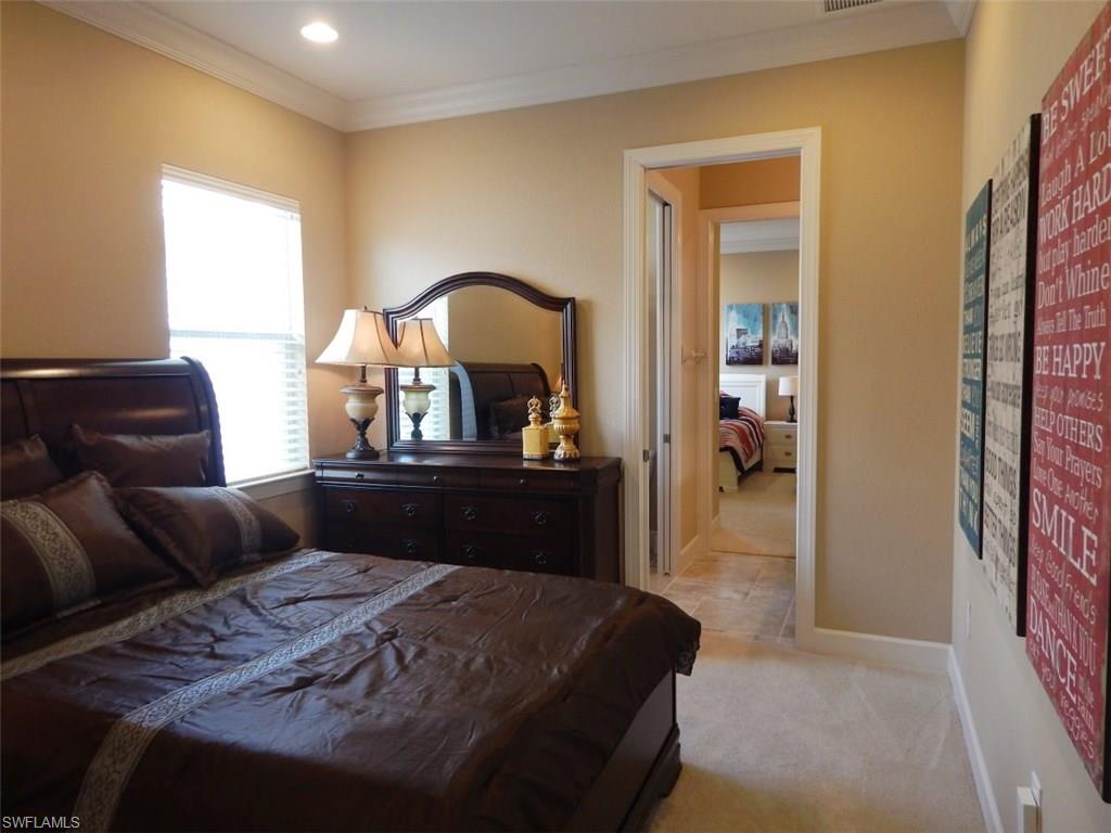 EMORY OAKS - Residential