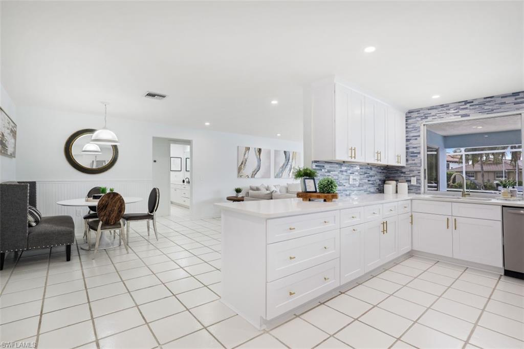 ROYAL HARBOR - Residential