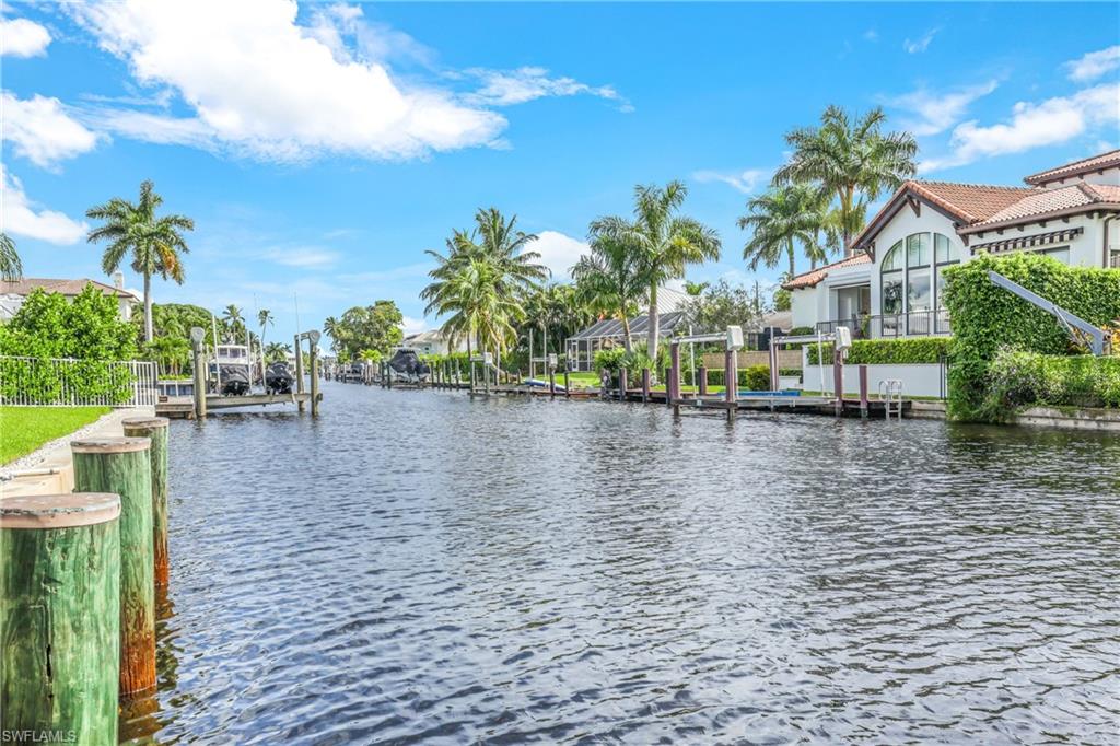 ROYAL HARBOR - Residential