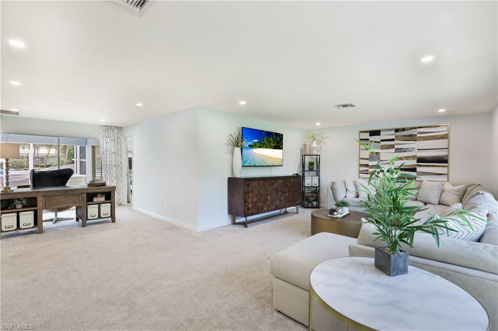 ROYAL HARBOR - Residential